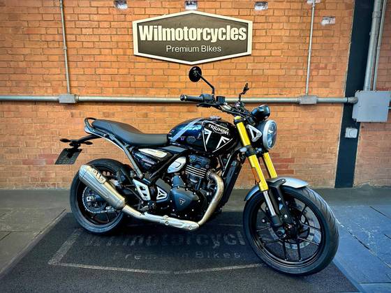 TRIUMPH SPEED 400 