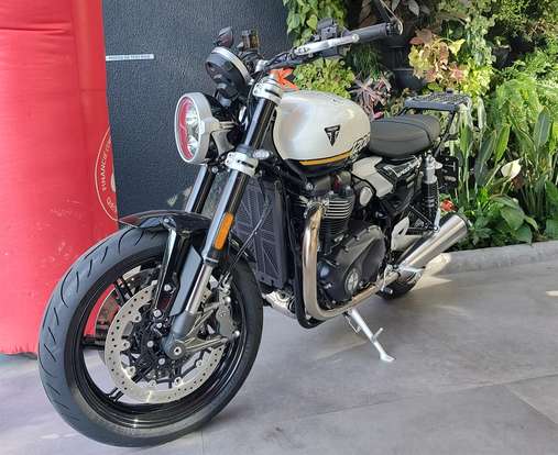 TRIUMPH-SPEED TWIN-2025