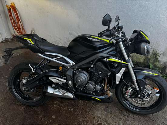 TRIUMPH-STREET TRIPLE 765 RS-2020
