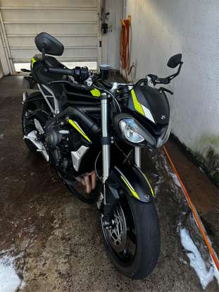 TRIUMPH-STREET TRIPLE 765 RS-2020