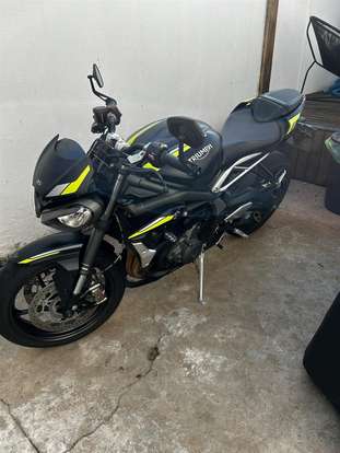 TRIUMPH-STREET TRIPLE 765 RS-2020