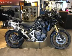 TRIUMPH TIGER 1200 BLACK EDITION TRIUMPH TIGER 1200 BLACK EDITION