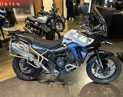 TRIUMPH TIGER 900 ALPINE EDITION TRIUMPH TIGER 900 ALPINE EDITION