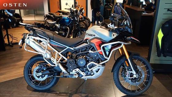 TRIUMPH TIGER 900 DESERT EDITION 