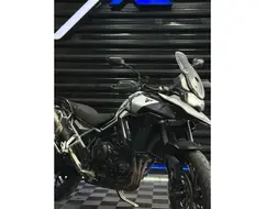 TRIUMPH TIGER 900 GT TRIUMPH TIGER 900 GT