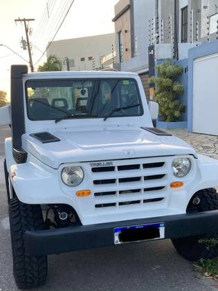 TROLLER T4 2.8 TETO RÍGIDO 12V TURBO INTERCOOLER DIESEL 2P MANUAL