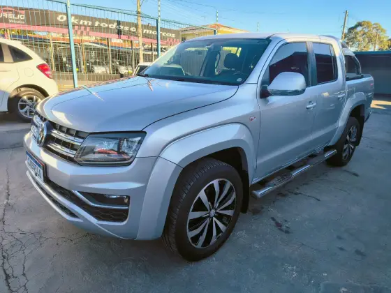 VOLKSWAGEN AMAROK 2.0 HIGHLINE 4X4 CD 16V TURBO INTERCOOLER DIESEL 4P AUTOMÁTICO VOLKSWAGEN AMAROK 2.0 HIGHLINE 4X4 CD 16V TURBO INTERCOOLER DIESEL 4P AUTOMÁTICO