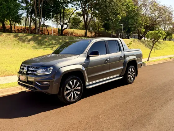 VOLKSWAGEN AMAROK 3.0 V6 TDI DIESEL HIGHLINE EXTREME CD 4MOTION AUTOMÁTICO