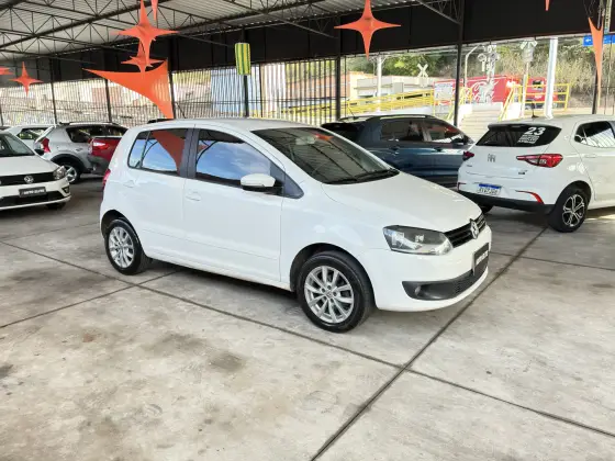 VOLKSWAGEN FOX 1.0 MI 8V FLEX 4P MANUAL VOLKSWAGEN FOX 1.0 MI 8V FLEX 4P MANUAL