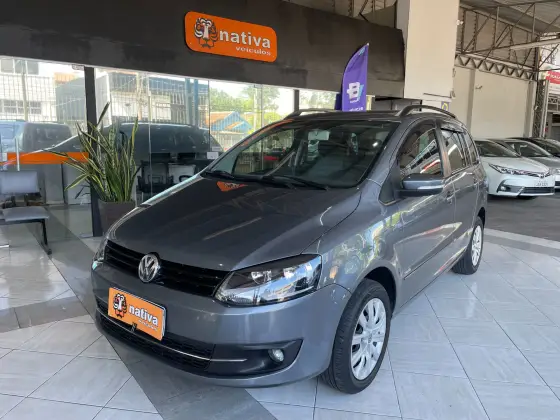VOLKSWAGEN FOX 1.6 MI 8V FLEX 4P MANUAL VOLKSWAGEN FOX 1.6 MI 8V FLEX 4P MANUAL