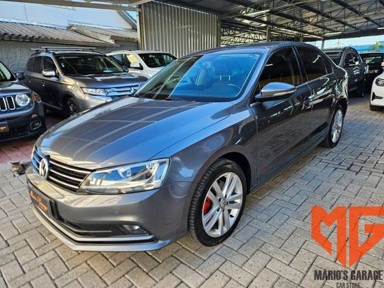 VOLKSWAGEN JETTA 2.0 TSI HIGHLINE 211CV GASOLINA 4P TIPTRONIC
