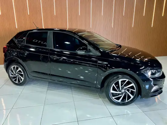 VOLKSWAGEN-POLO-2020