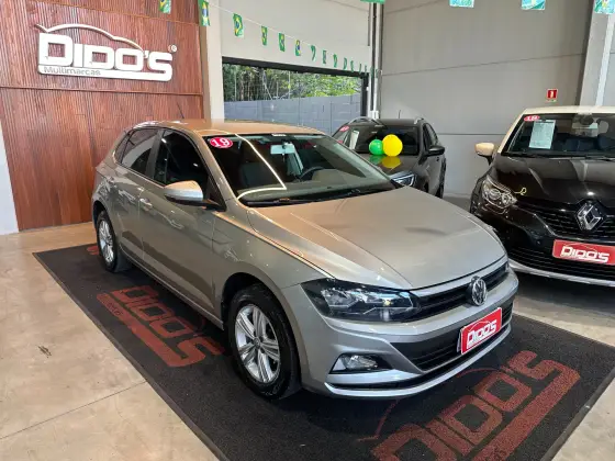 VOLKSWAGEN POLO 1.0 MPI TOTAL FLEX MANUAL VOLKSWAGEN POLO 1.0 MPI TOTAL FLEX MANUAL
