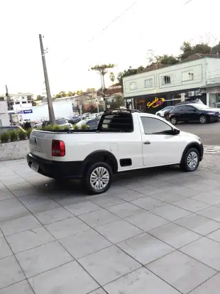 VOLKSWAGEN-SAVEIRO-2023