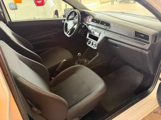 VOLKSWAGEN-SAVEIRO-2024