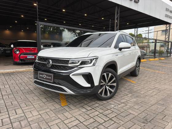 VOLKSWAGEN TAOS 1.4 250 TSI TOTAL FLEX HIGHLINE AUTOMÁTICO