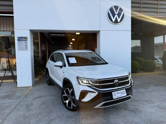 VOLKSWAGEN TAOS 1.4 250 TSI TOTAL FLEX HIGHLINE AUTOMÁTICO