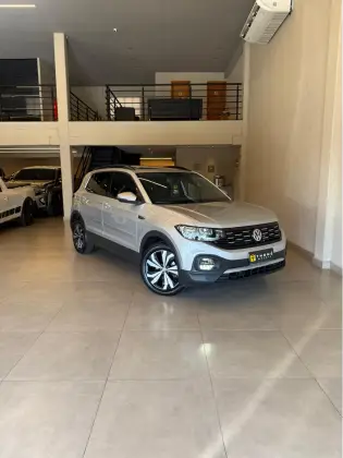 VOLKSWAGEN T-CROSS 1.0 200 TSI TOTAL FLEX COMFORTLINE AUTOMÁTICO VOLKSWAGEN T-CROSS 1.0 200 TSI TOTAL FLEX COMFORTLINE AUTOMÁTICO
