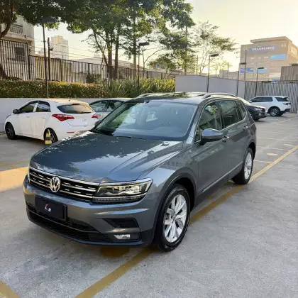 VOLKSWAGEN TIGUAN 1.4 250 TSI TOTAL FLEX ALLSPACE COMFORTLINE TIPTRONIC VOLKSWAGEN TIGUAN 1.4 250 TSI TOTAL FLEX ALLSPACE COMFORTLINE TIPTRONIC