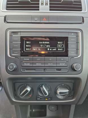 VOLKSWAGEN-FOX-1.6 MSI TRENDLINE 8V FLEX 4P MANUAL VOLKSWAGEN-FOX-2016
