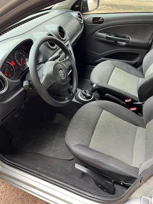 VOLKSWAGEN-GOL-1.6 MI 8V FLEX 4P MANUAL G.VI VOLKSWAGEN-GOL-2013