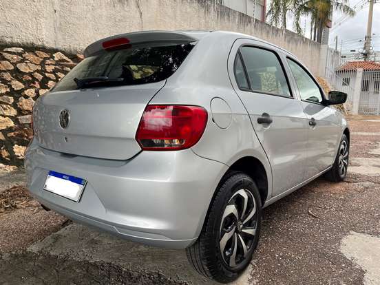 VOLKSWAGEN-GOL-1.6 MI 8V FLEX 4P MANUAL G.VI VOLKSWAGEN-GOL-2013