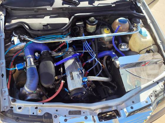 VOLKSWAGEN GOL 1.8 MI 8V GASOLINA 4P MANUAL G.III