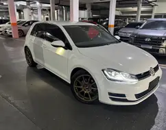 VOLKSWAGEN GOLF 1.4 TSI HIGHLINE 16V TOTAL FLEX 4P TIPTRONIC VOLKSWAGEN GOLF 1.4 TSI HIGHLINE 16V TOTAL FLEX 4P TIPTRONIC