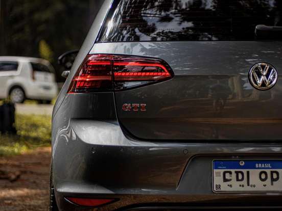 VOLKSWAGEN-GOLF-2.0 TSI GTI 16V TURBO GASOLINA 4P AUTOMÁTICO VOLKSWAGEN-GOLF-2017
