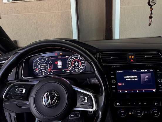VOLKSWAGEN-GOLF-2.0 TSI GTI 16V TURBO GASOLINA 4P AUTOMÁTICO VOLKSWAGEN-GOLF-2017