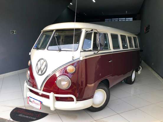 VOLKSWAGEN-KOMBI-1974