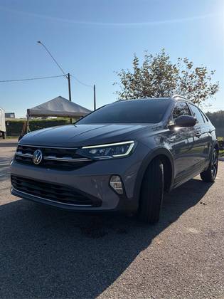 VOLKSWAGEN NIVUS 1.0 200 TSI TOTAL FLEX HIGHLINE AUTOMÁTICO