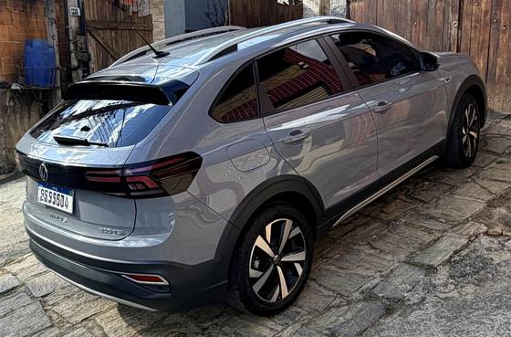 VOLKSWAGEN NIVUS 1.0 200 TSI TOTAL FLEX HIGHLINE AUTOMÁTICO