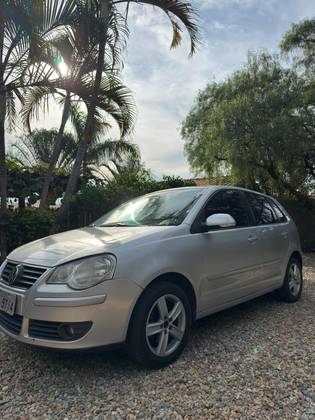 VOLKSWAGEN POLO 1.6 MI 8V E-FLEX 4P MANUAL