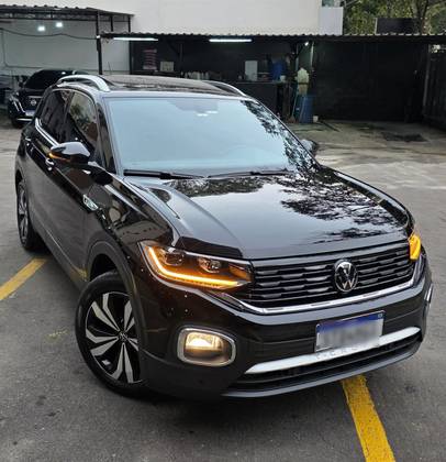 VOLKSWAGEN T-CROSS 1.4 250 TSI TOTAL FLEX HIGHLINE AUTOMÁTICO