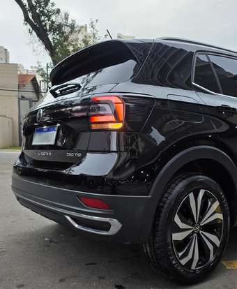 VOLKSWAGEN-T-CROSS-2024