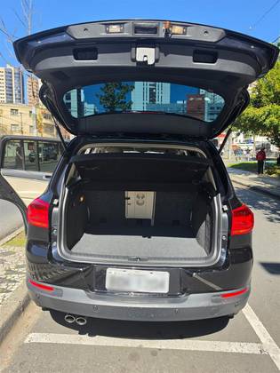 VOLKSWAGEN TIGUAN 2.0 TSI 16V TURBO GASOLINA 4P TIPTRONIC
