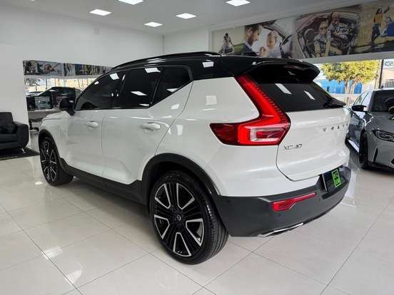 VOLVO-XC40-2.0 T5 GASOLINA R-DESIGN AWD GEARTRONIC VOLVO-XC40-2020