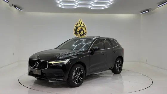 VOLVO XC60 2.0 D5 DIESEL MOMENTUM AWD GEARTRONIC VOLVO XC60 2.0 D5 DIESEL MOMENTUM AWD GEARTRONIC