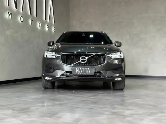 VOLVO-XC60-2.0 T5 GASOLINA MOMENTUM AWD GEARTRONIC VOLVO-XC60-2017