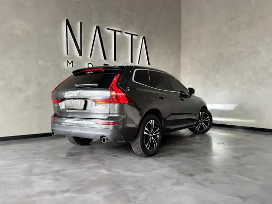 VOLVO-XC60-2.0 T5 GASOLINA MOMENTUM AWD GEARTRONIC VOLVO-XC60-2017