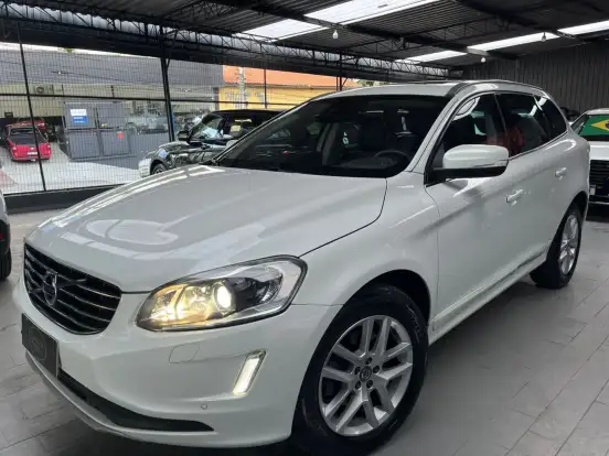 VOLVO-XC60-2016