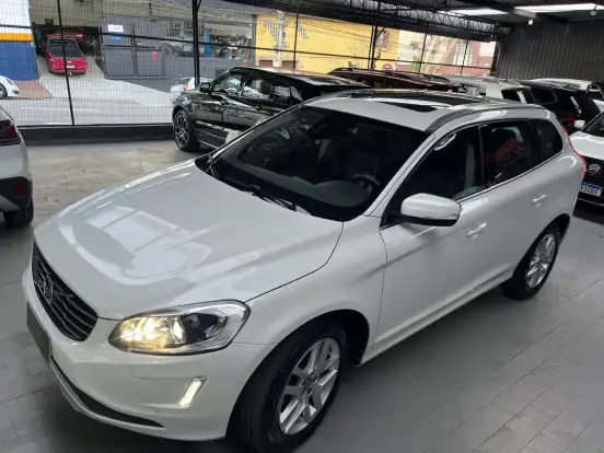 VOLVO-XC60-2016