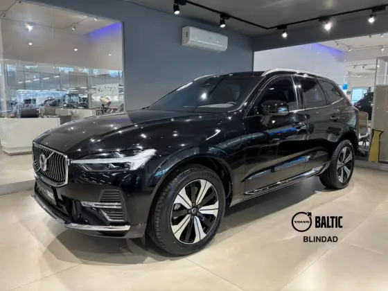 VOLVO XC60 2.0 T8 RECHARGE PLUS AWD GEARTRONIC VOLVO XC60 2.0 T8 RECHARGE PLUS AWD GEARTRONIC