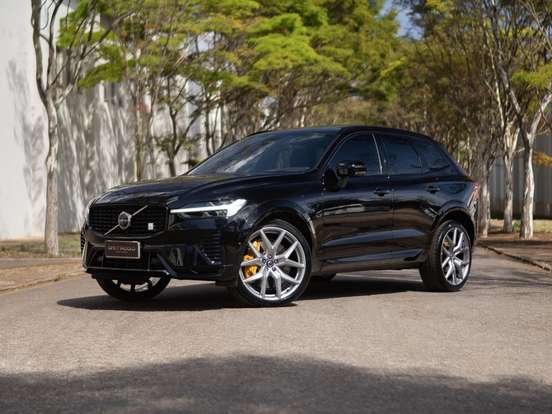 VOLVO-XC60-2023