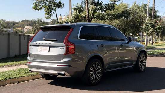 VOLVO-XC90-2019