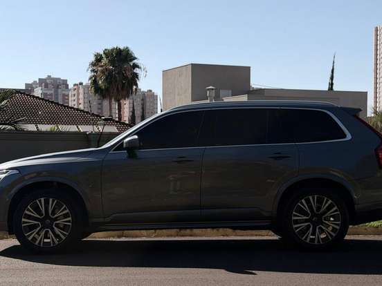 VOLVO-XC90-2.0 T6 GASOLINA MOMENTUM AWD GEARTRONIC VOLVO-XC90-2019