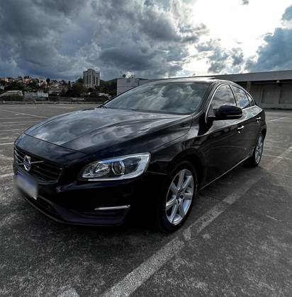 VOLVO S60 2.0 T4 MOMENTUM GASOLINA 4P AUTOMÁTICO