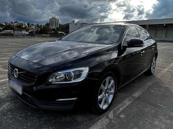 VOLVO-S60-2.0 T4 MOMENTUM GASOLINA 4P AUTOMÁTICO VOLVO-S60-2016