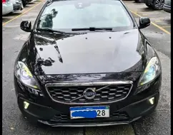 VOLVO V40 2.0 T5 CROSS COUNTRY AWD TURBO GASOLINA 4P AUTOMÁTICO VOLVO V40 2.0 T5 CROSS COUNTRY AWD TURBO GASOLINA 4P AUTOMÁTICO